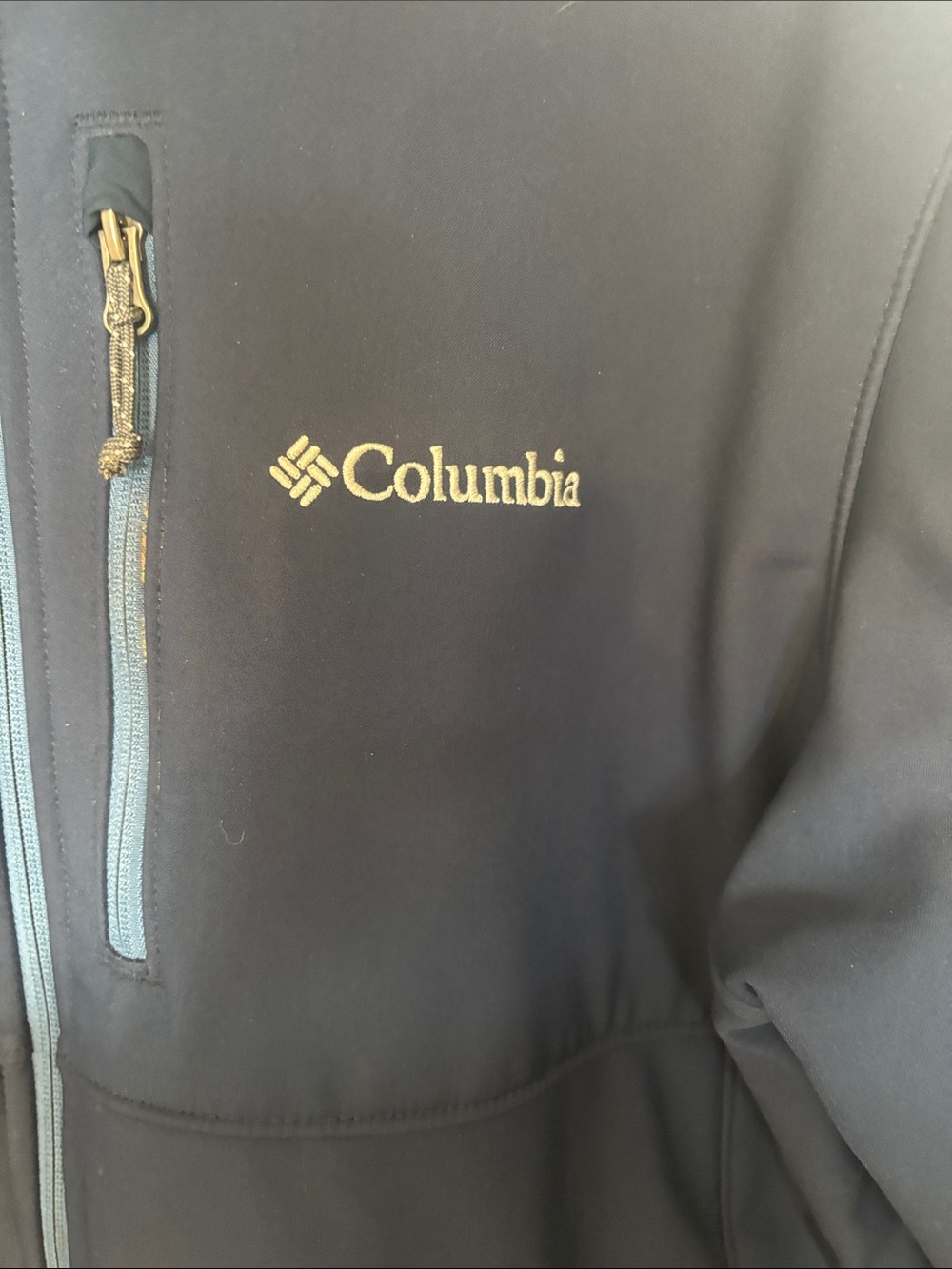 Columbia Men's Navy Blue Performance Softshell Jacket - Picture 4 of 5